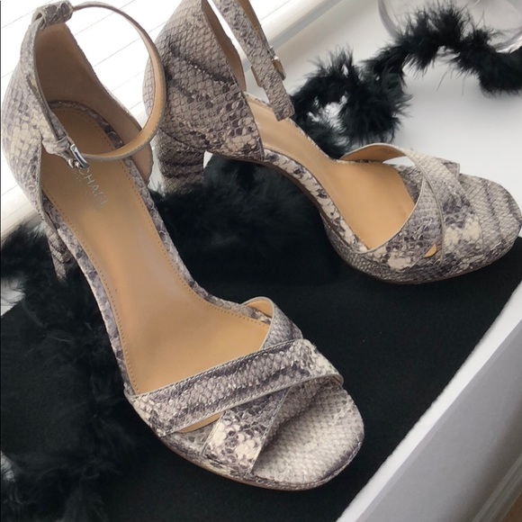 Snake skin look black cream color Michael - Picture 3 of 3